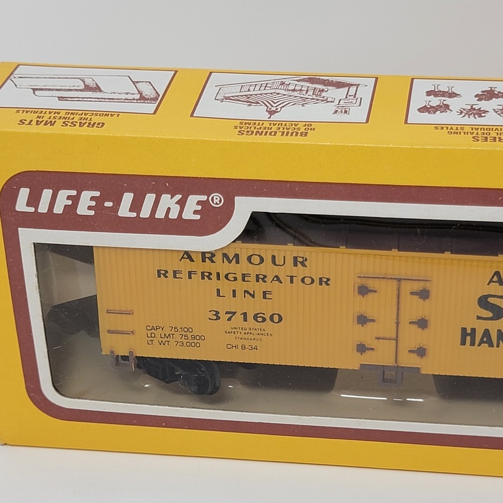 Life Like HO Scale Train Armour's Star Ham Bacon Refrigerator Car 8505 Unopened - Picture 3 of 10